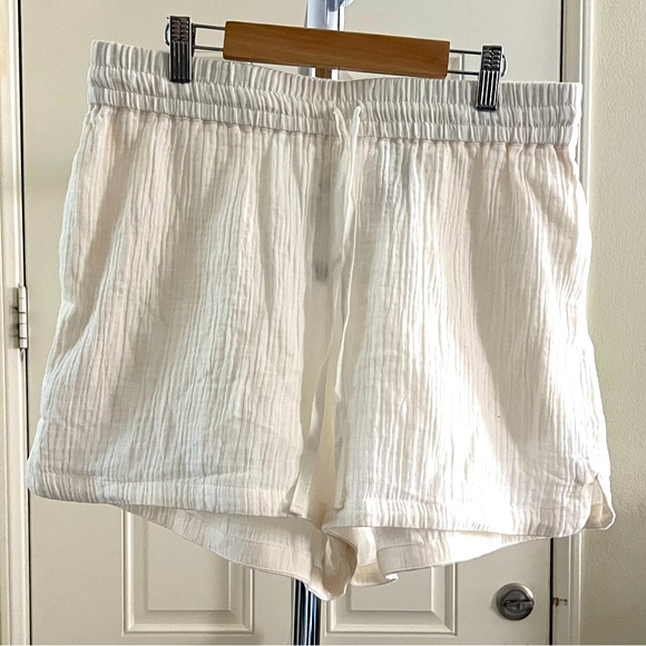 H&M Pants - H&M Shorts with Drawstring